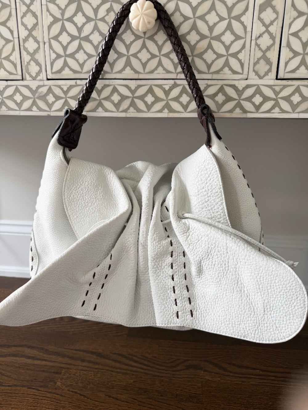Fatto a Mano by Carlos Falchi White Leather Butterfly Shoulder Bag